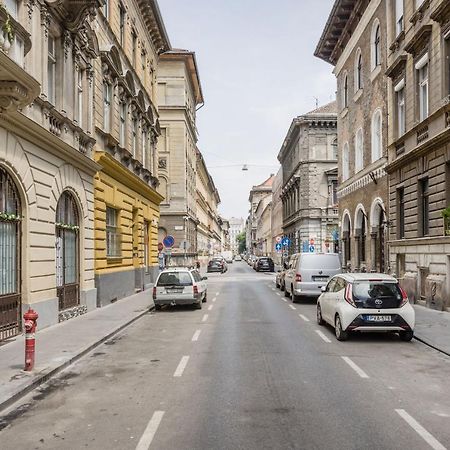 Mirror Apartments Будапеща Екстериор снимка