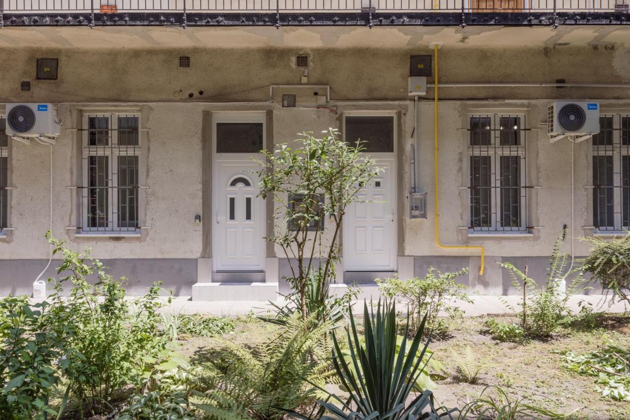 Mirror Apartments Будапеща Екстериор снимка