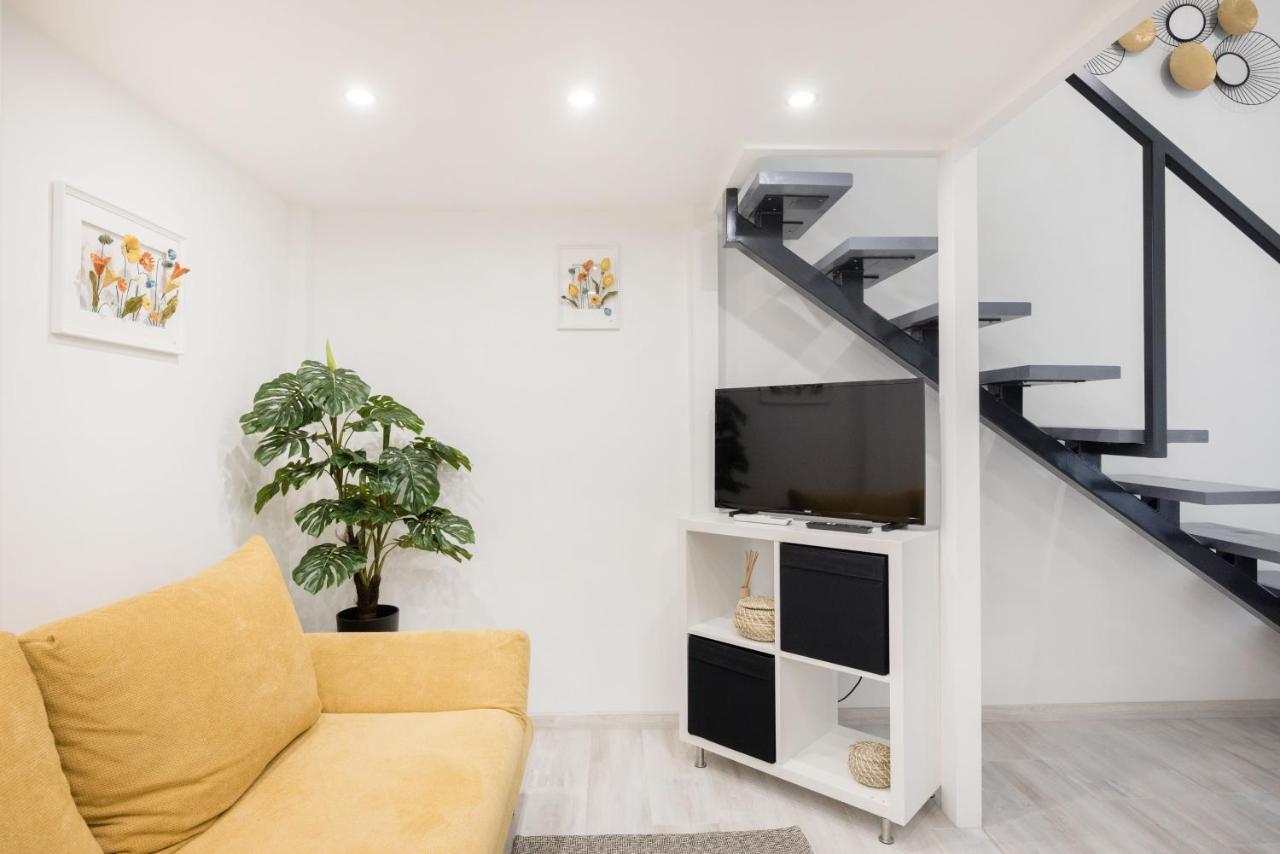 Mirror Apartments Будапеща Екстериор снимка