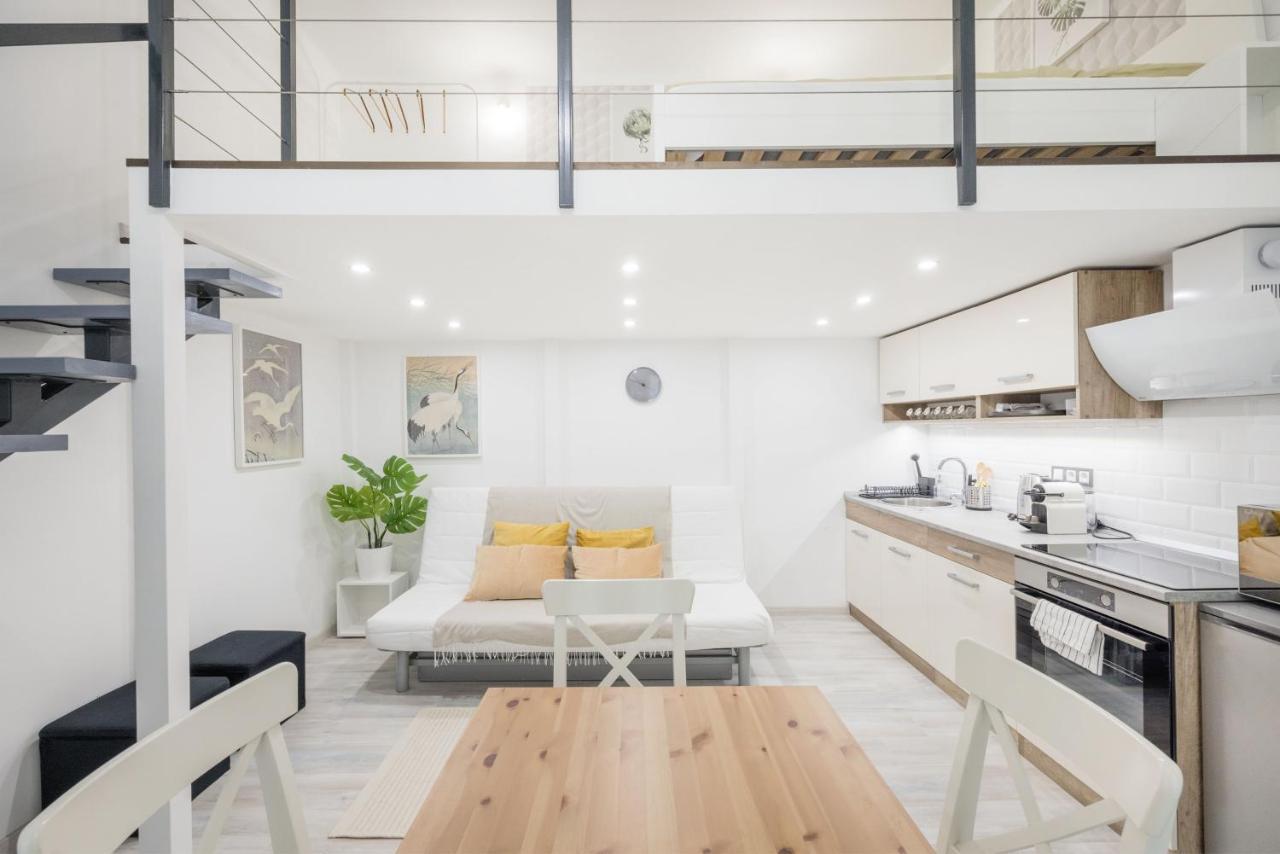 Mirror Apartments Будапеща Екстериор снимка