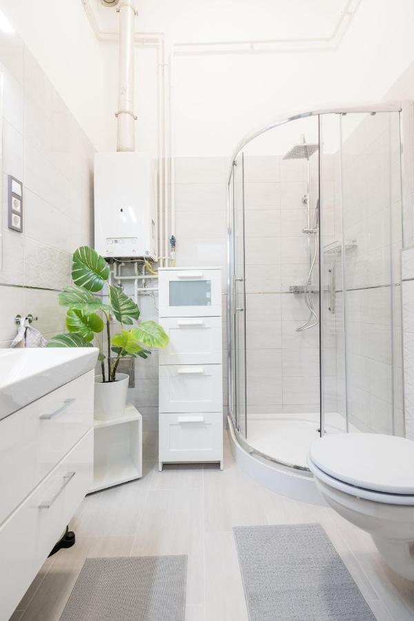 Mirror Apartments Будапеща Екстериор снимка